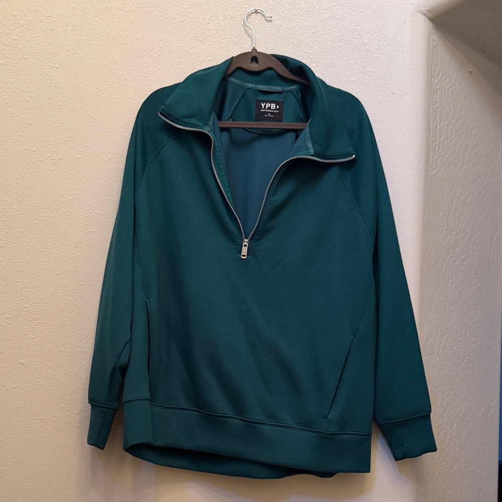 Women's Green Zip-Up Sweater